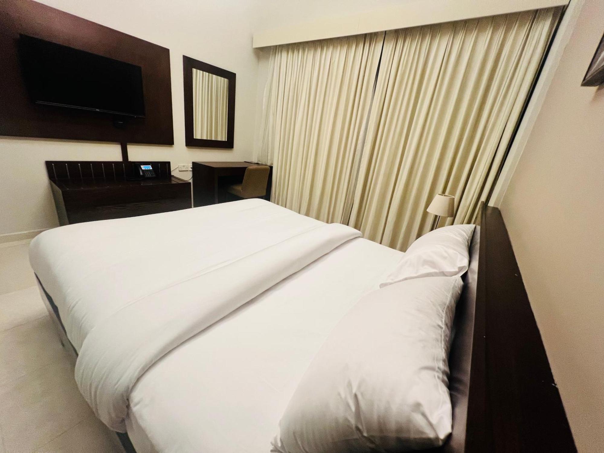 Alraef Luxury Apartments Dubai Ngoại thất bức ảnh